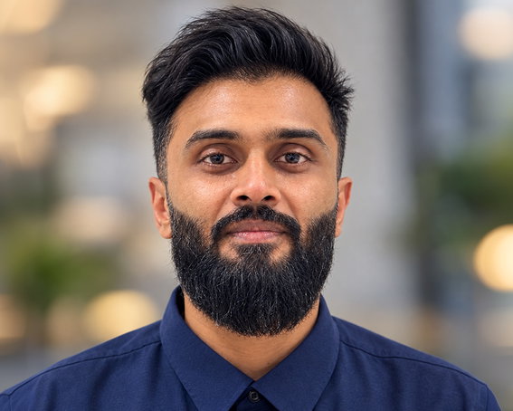 Manager Photo