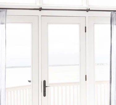 PATIO DOOR<br>WINDOW TREATMENTS