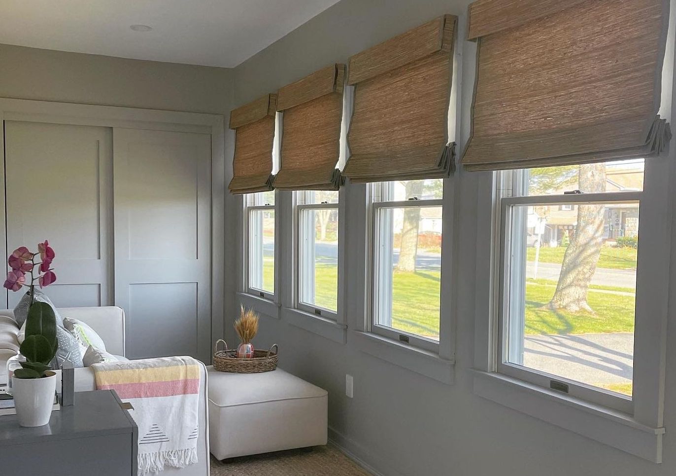 Lined woven wood shades with edge-binding Lined woven wood shades with edge-binding